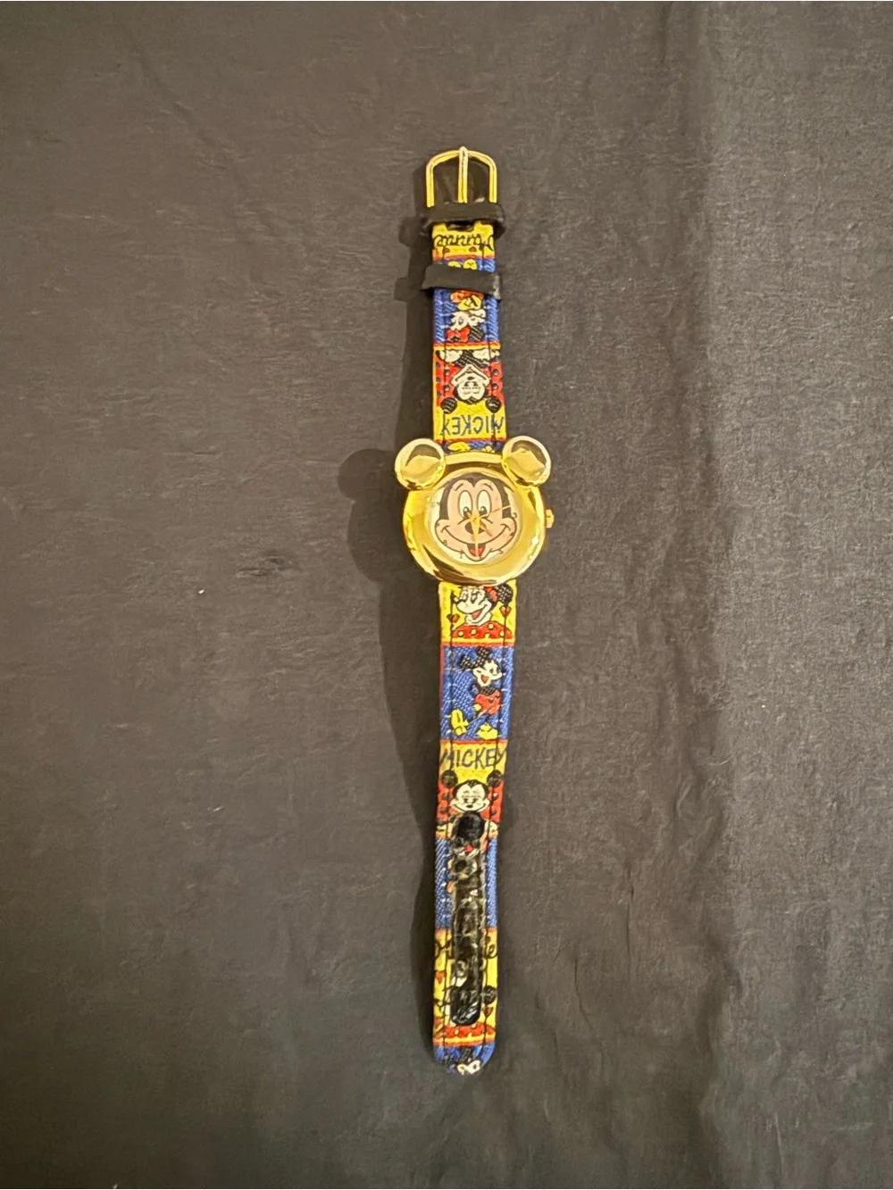 Mickey Mouse novelty watch